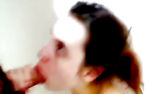 Prostituta Argentina Marina Casares Deepthroat Blowjob POV with Facial