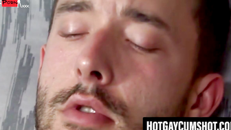 Twinks Share Intense Passion in Threesome