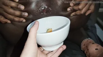 Smoothie into African butt