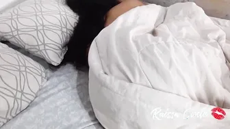 Cheguei do trabalho e ela estava me esperando assim com o plug