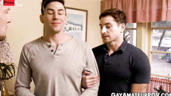 Jack Hunter and Taylor Reign fuck live on cam in the motel room