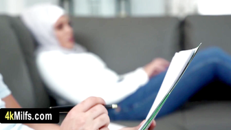 My foreign neighbour MILF in her hijab