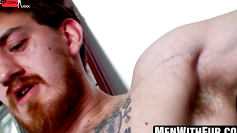Justin Faribanks demonstrates his dick stroking technique
