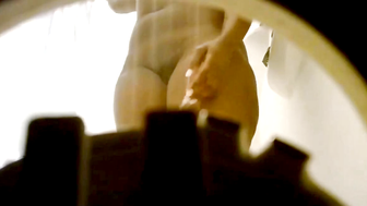 Ebony stepmother spied in shower (big ass)