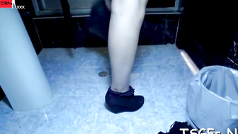 Nasty tranny in a wild action