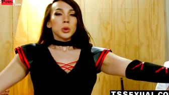 Trans Kasey Kei eats and breeds Selena Loves dripping pussy