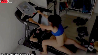 Cuckolding with a thief on a treadmill, he handcuffed me and made me his slave