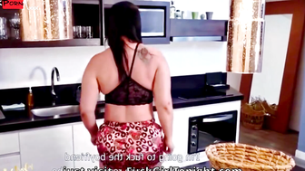 Mariana has a threesome with her stepmother and her boyfriend 88
