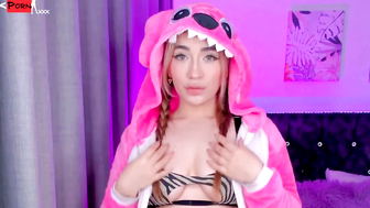 Ahegao teen Aleja really enjoys sucking all the way down