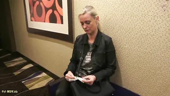 KinkyTina  Der Ein Dollar Fick Inside Lasvegas