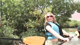 Bei der Kajak Tour das Fettarsch Teenie abgeschleppt
