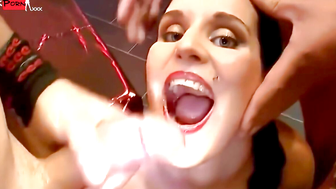 Lucia Denville In Blowjobs And Facials Actions - Lucia Denvile blowjob
