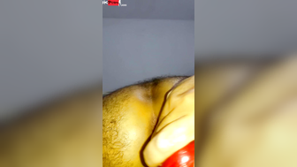 Anal gape with huge toy