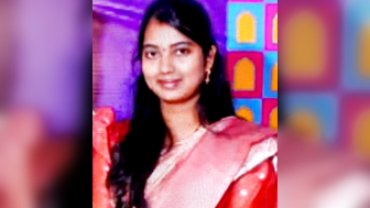 Laxmi well shaped huge buttocks