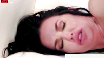 Veronica Avluv Does More Than A Background Check On Her New Tenant Markus Dupree 48