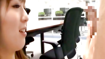 Stimulation of a hot Asian twat