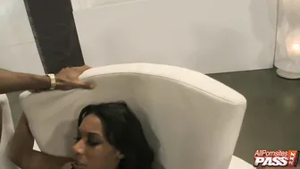 4k – Ebony Bombshell Rane Revere Phat Butt Bouncing Sex