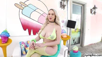NYMPHO Gigantic titty Skylar Vox is a natural nympho