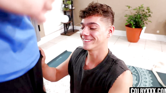Twink Benvi cums so much while hung jock Jordan Star plows him
