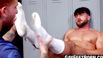 Jeremiah Cruze fucks Heath Halos gorgeous feet
