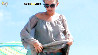 Playgirl Naked Beach Babe Exposed in Public - Hidden Cam