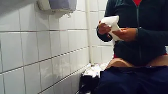 3 sluts uses the malltoilet spy front watch