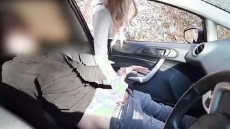 Outside penis flash - Runner bimbos caught me and helped