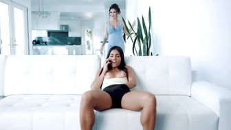 Isa Bella Gets Wet While Babysitting