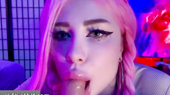 Romantic Close-Up Blowjob With Slobbery Throat and Cumshot