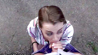 Agent Josephine Jackson Exposes Big Boobs In Public
