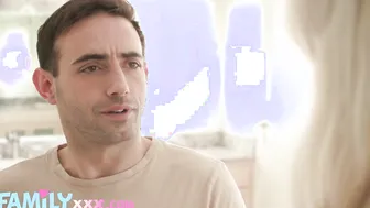 FamilyXXX - Squirting Mom Step Milf London River Getting Cum On Gigantic