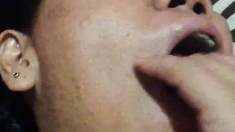 Freaky filipina masturbating fucking herself cumming