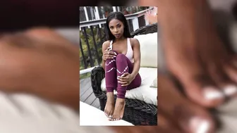 SarahBanks - Foot Worship Compilation in HD with Close Ups & High Heels