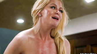 Serene Siren and Summer Col: MILF Latina Stepdaughter Lesbian Sex