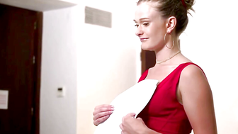 Honour Meets Her Unexpected Roommate in a Wild Four-Way