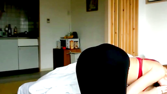 GEILES MADCHEN IN LEGGINGS VERSUCHT EINEN GROBEN SCHWANZ 5