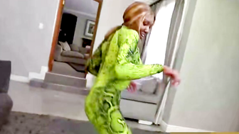 African Casting - Busty Black Dancer Bouncing On BWC In Audition 5