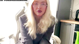 A misunderstanding with my tutor was resolved with a hot fuck. 4