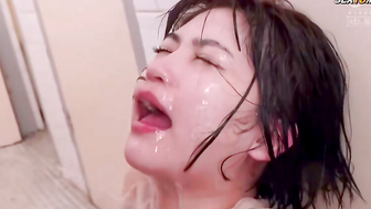Japanese Girl Pissing In The Toilet