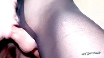 Blonde Trans Dom: Eager Brunette Deepthroat
