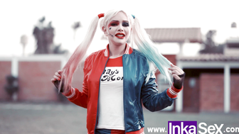 Harley Quinn Cosplay Sucks Superman's Cock in Prison Cell