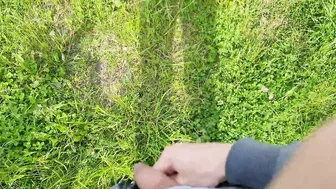 Man Outdoors Flash Penis and cummed near blone bimbos