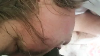 Lil whore was cuming while suck on Daddys fat dick