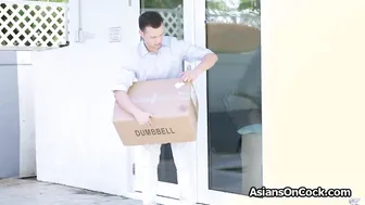 Banging next door chinese hot using a gigantic penis