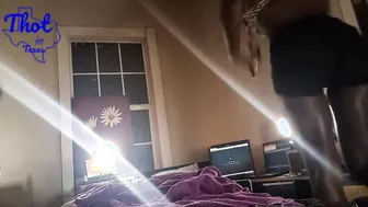 Thot into Texas - Huge Butt Tiny Waist African Waiting on her
