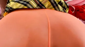 TETAS PEQUENAS CALIENTES CHICA QUIERE SEXO