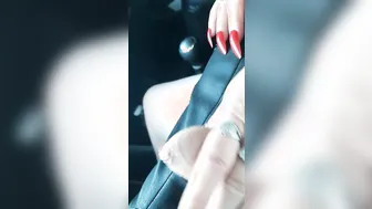 daytime vehicle escort hand job