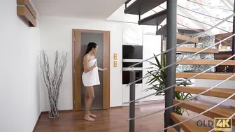 OLD4K. Belle begins morning with shower and jumping on BFs