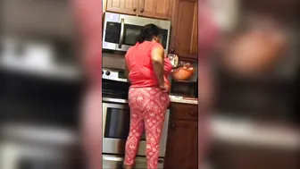 Phat hooters Auntie voyeur