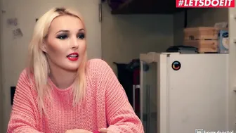 LETSDOEIT - Bae Lovita Fate Riding Penis On Hostel Toilet